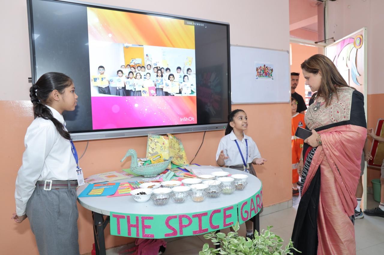 STEAM Spectacle: Fostering Future Innovators 